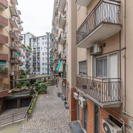 Arena 35 Apartment Milan Bagian luar foto