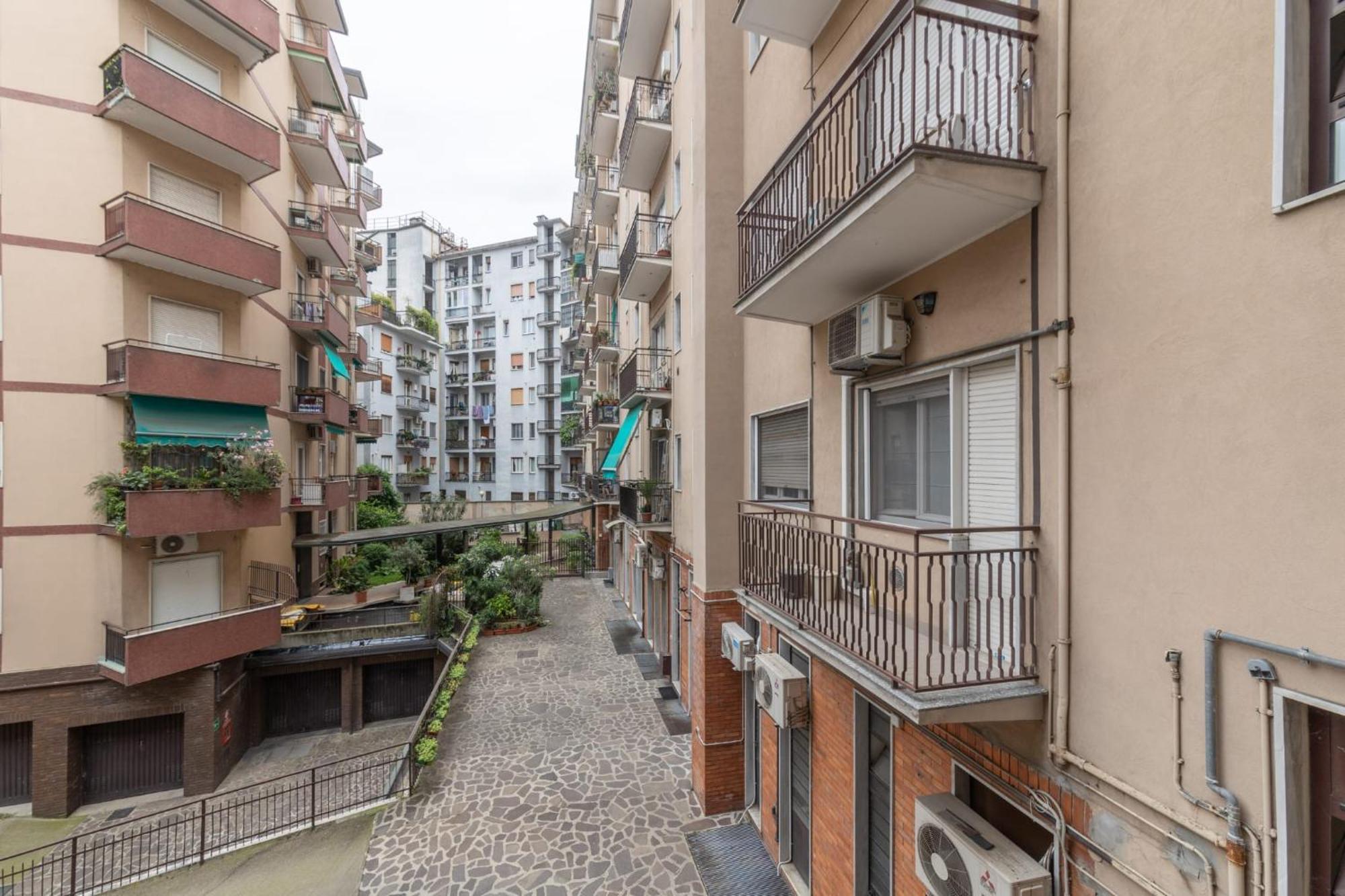 Arena 35 Apartment Milan Bagian luar foto
