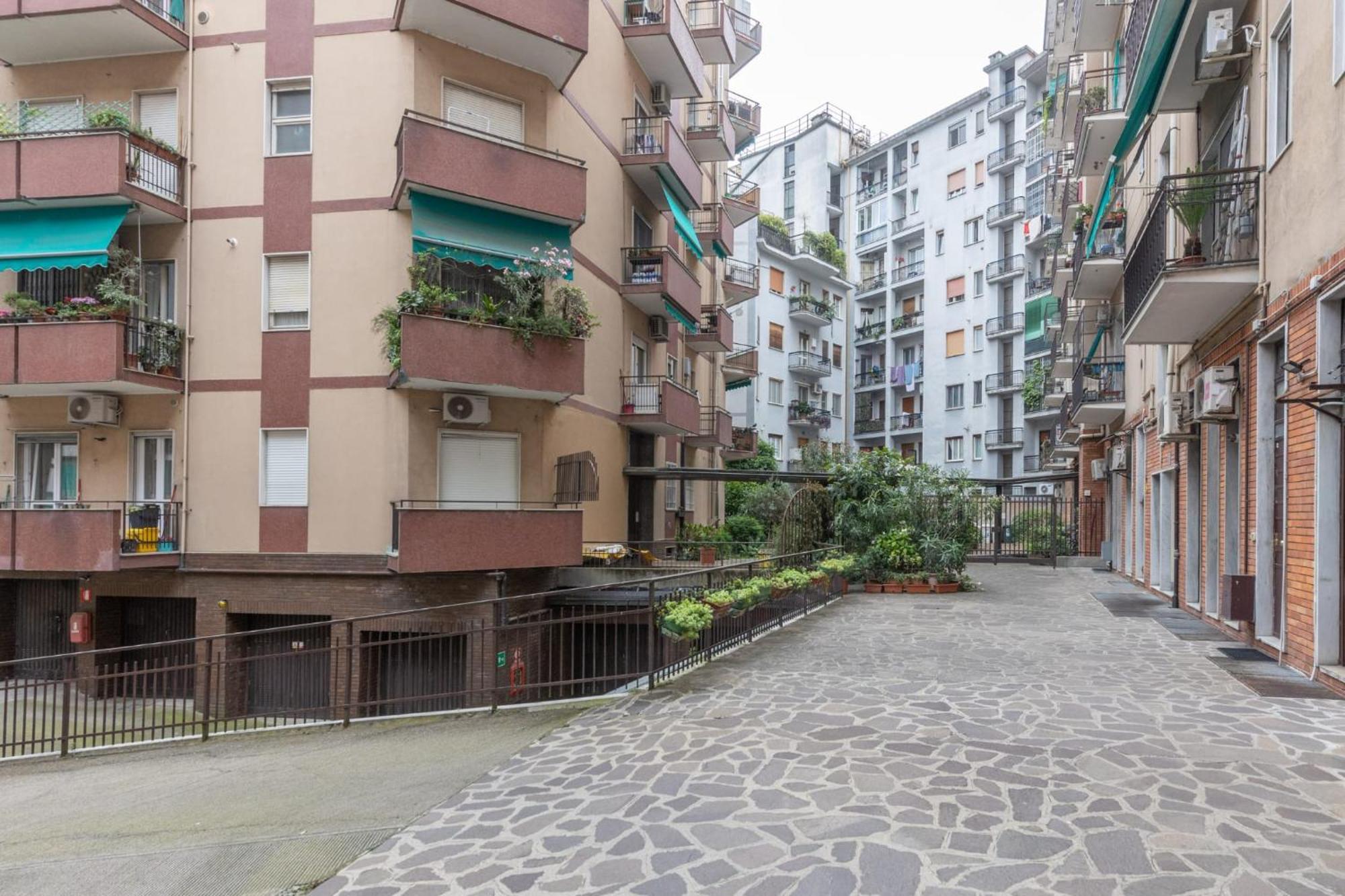 Arena 35 Apartment Milan Bagian luar foto