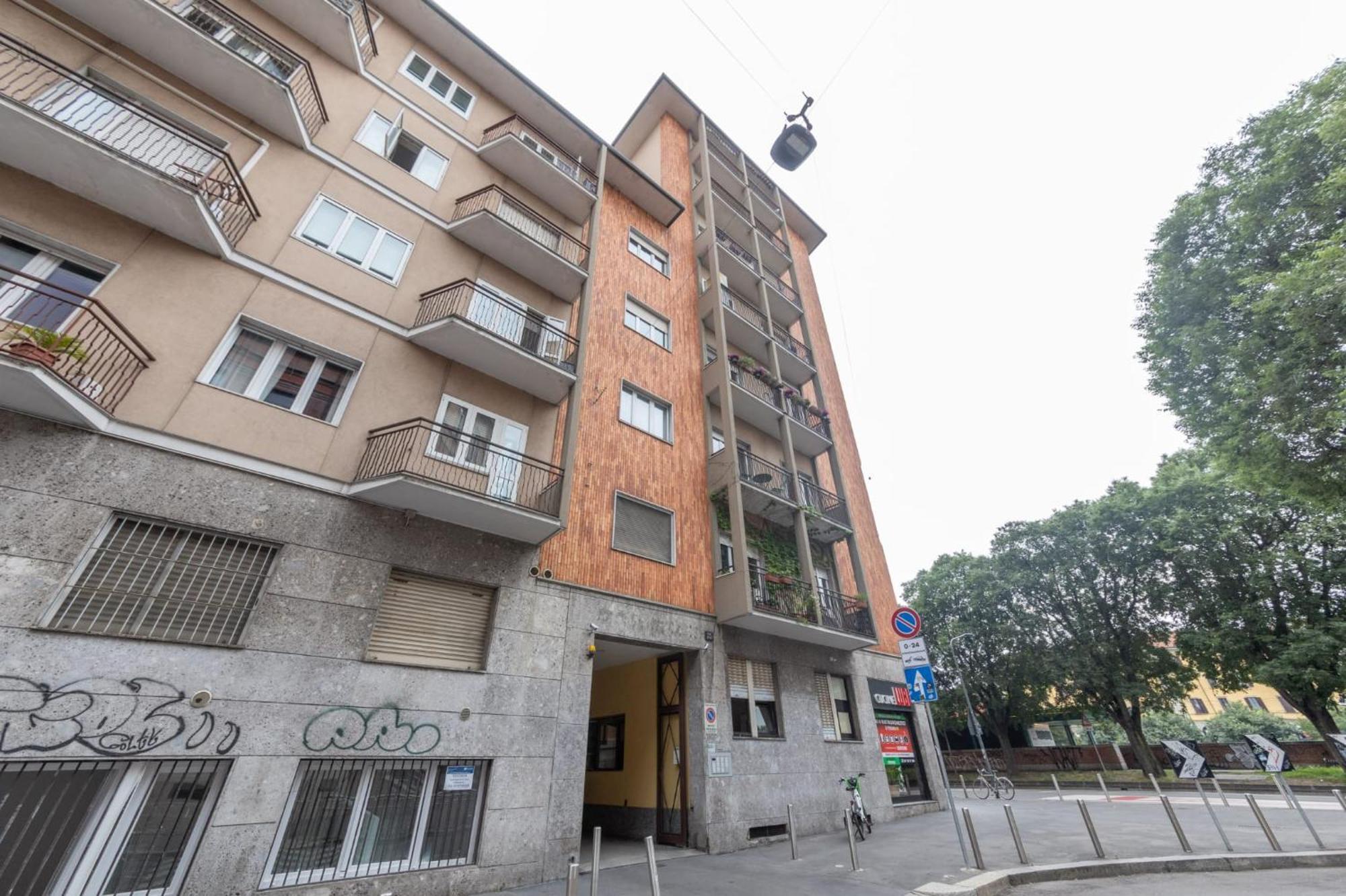 Arena 35 Apartment Milan Bagian luar foto
